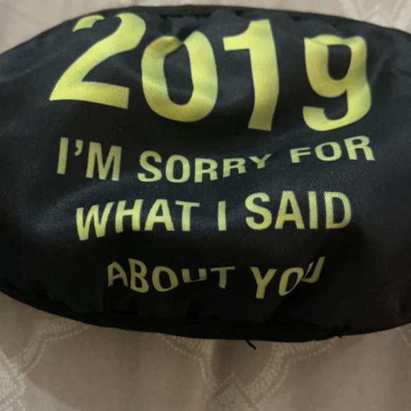 ๐ฅฐ 4/$25- NWOT - 2019 Sorry Mask - Picture 2 of 6